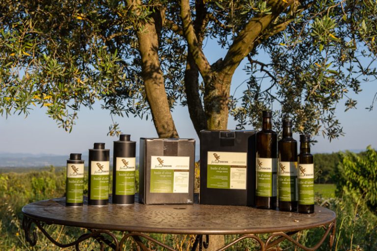 Bouteille-d-huiles-d'olives-Ferme-Faucon2